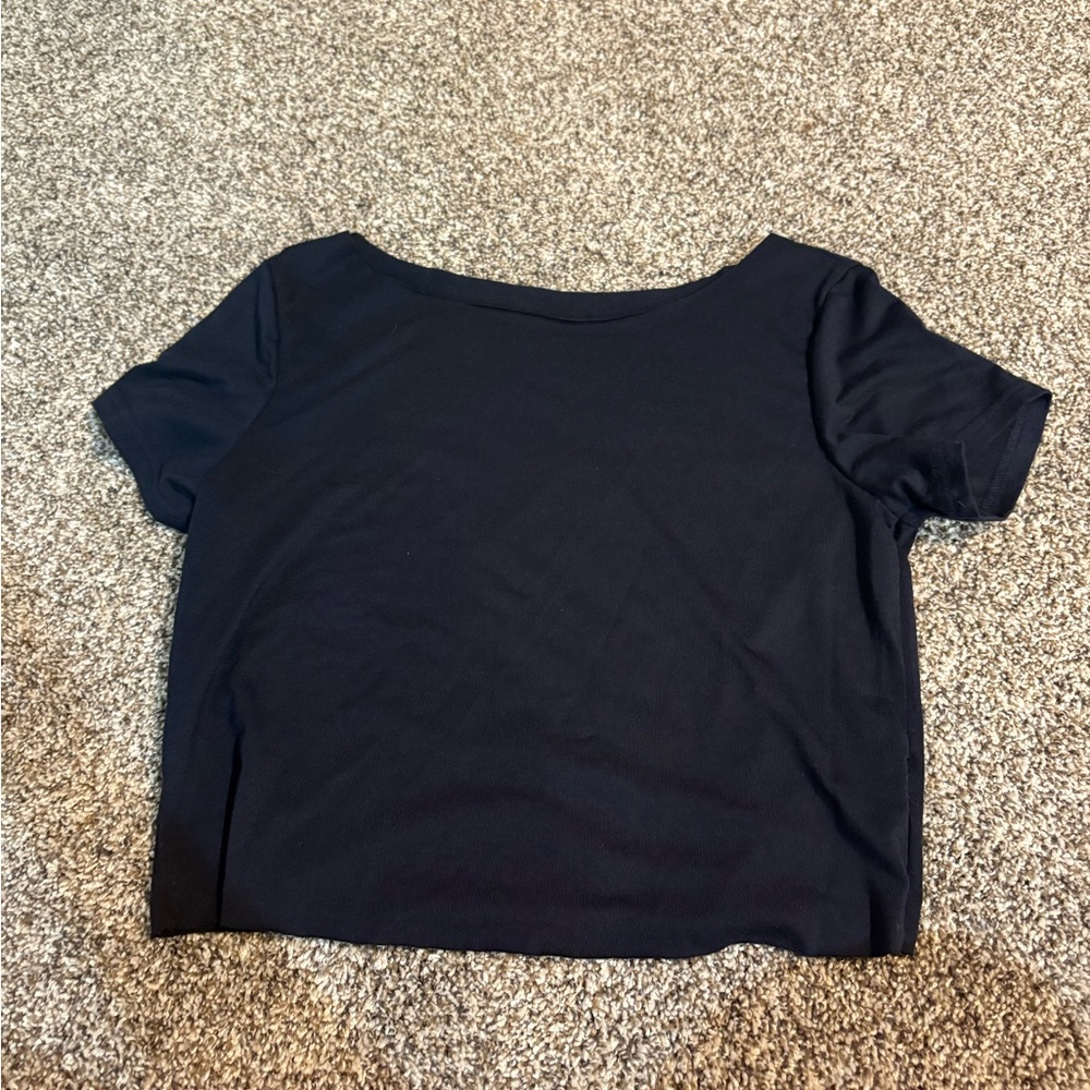 women’s navy cut off tee